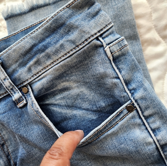 Frank lyman jean - Picture 11 of 12